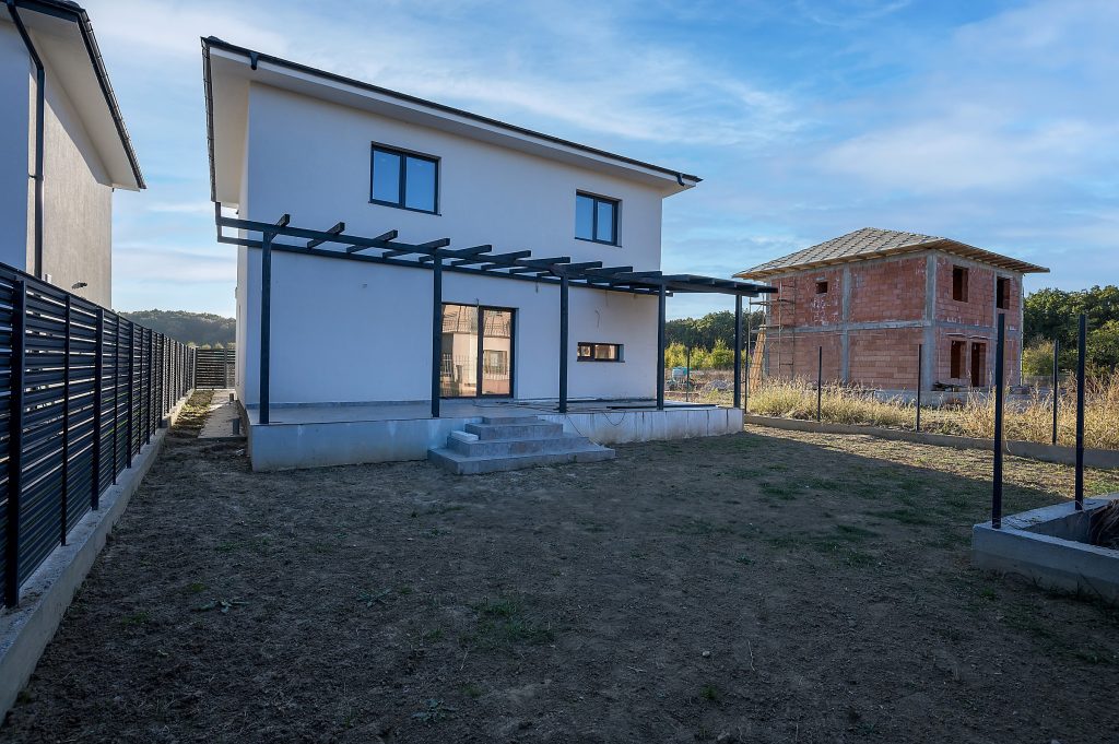 III Casa Vanzare FotografCase FotografImobiliare Nicu Glogogeanu Foto
